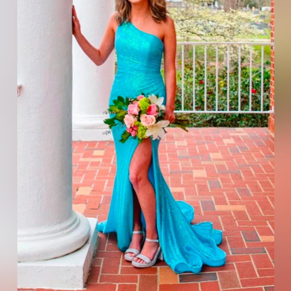 Ava Presley Prom Dress Size 0 Style 38891